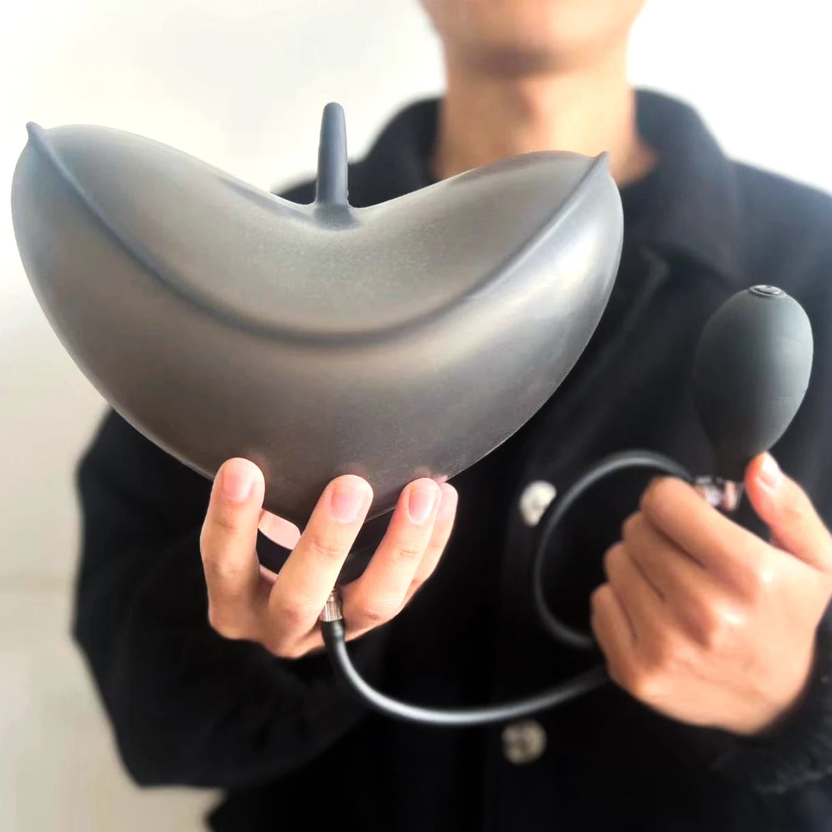 BDSM Inflatable Anal Plug, Dilator and Extender, G- Spot Stimulator and Prostate Massager. (Juguete anal inflable para BDSM, dilatador y extensor, estimulador del punto G, y masajeador de próstata).