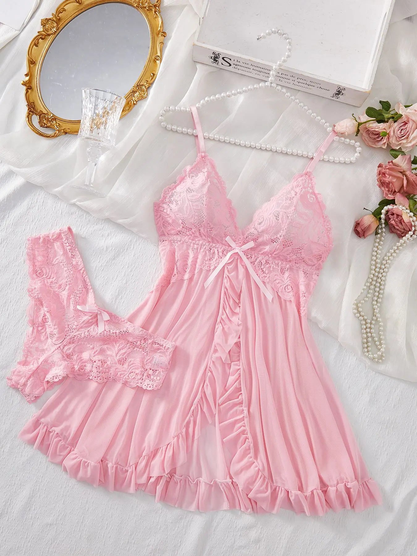 Sexy Lace Lingerie Set for Women, Erotic Bra Nightdress. (Conjunto de lencería de encaje sexy para mujer, camisón con sujetador erótico).